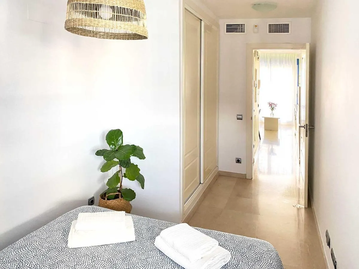 Apartamento Almar Benalmadena A 200 M De La Playa - Piscina Y Parking